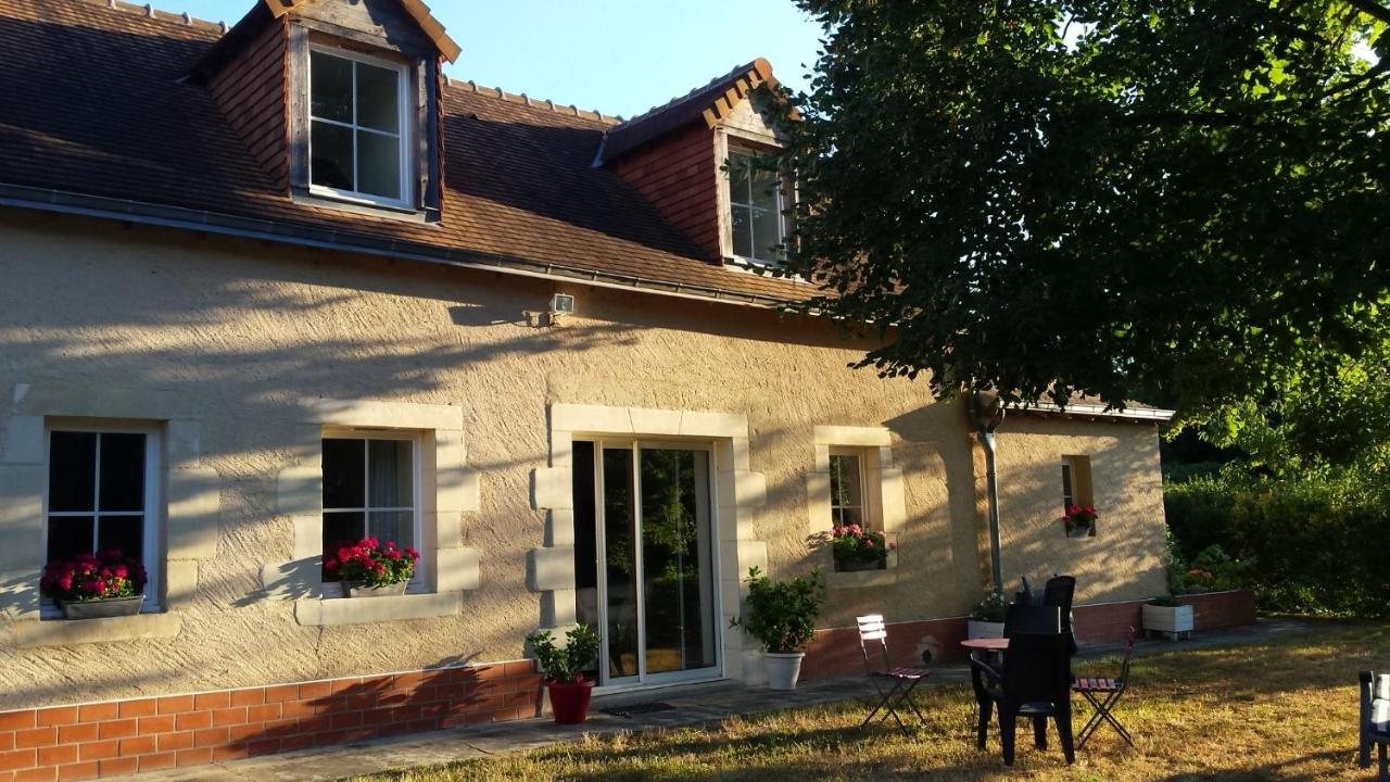 Chambre D'Hote En Vallee Du Loir - Elevage Des Rosiers Bazouges-sur-le-Loir Exterior foto